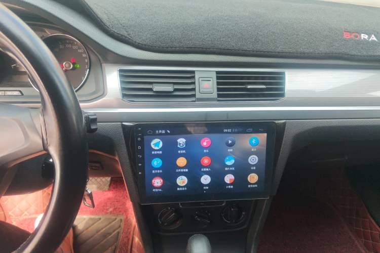 Used Volkswagen Bora 2018 1.5L Automatic Fashion Model Audio And AC Panel