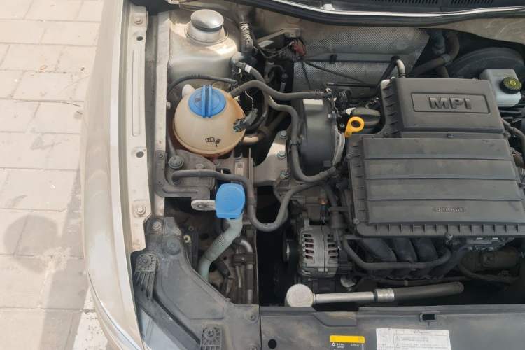 Used Volkswagen Bora 2018 1.5L Automatic Fashion Model Engine Bay Right