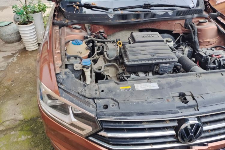 Used Volkswagen Bora 2018 1.5L Automatic Comfort Model Engine Bay Right