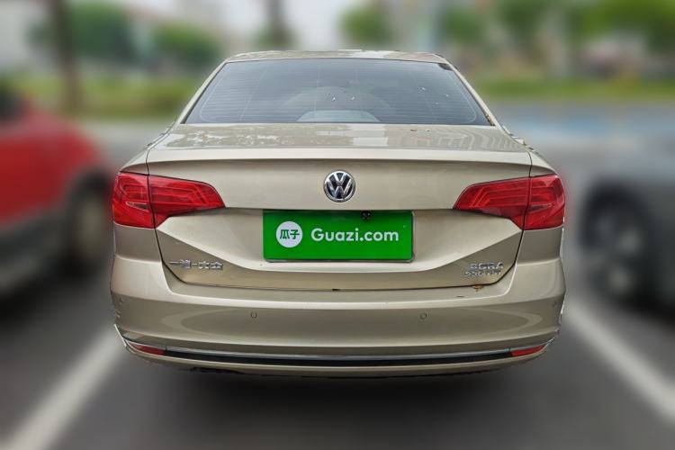 Used Volkswagen Bora 2018 230TSI DSG Comfort Model Exterior 4