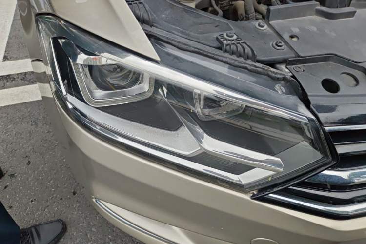 Used Volkswagen Bora 2018 230TSI DSG Comfort Model Exterior 6