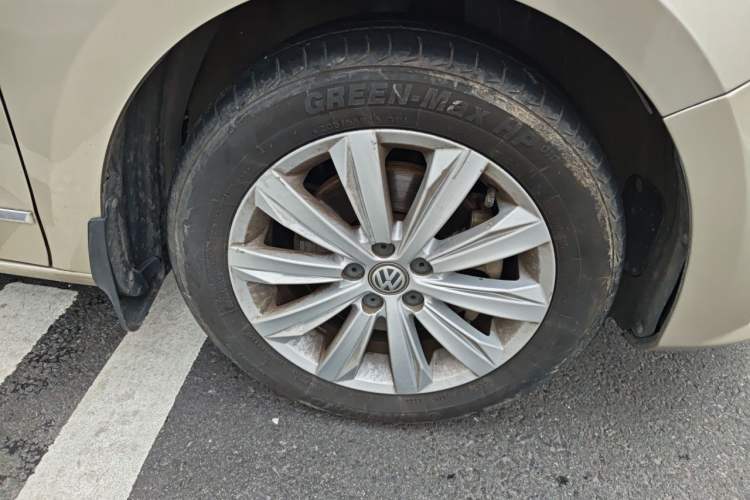 Used Volkswagen Bora 2018 230TSI DSG Comfort Model Exterior 7