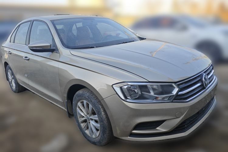 Used Volkswagen Bora 2018 1.5L Manual Fashion Model Front Right 45 Deg