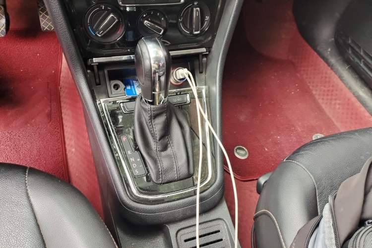 Used Volkswagen Bora 2018 1.5L Automatic Comfort Model Gear Lever