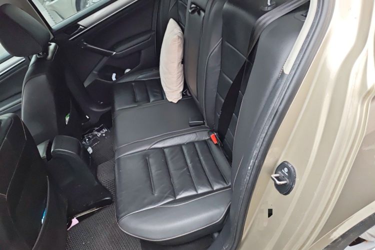 Used Volkswagen Bora 2018 230TSI DSG Comfort Model Interior 4