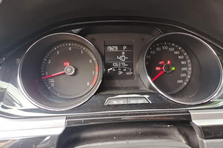 Used Volkswagen Bora 2018 1.5L Automatic Comfort Model Odometer Close Up