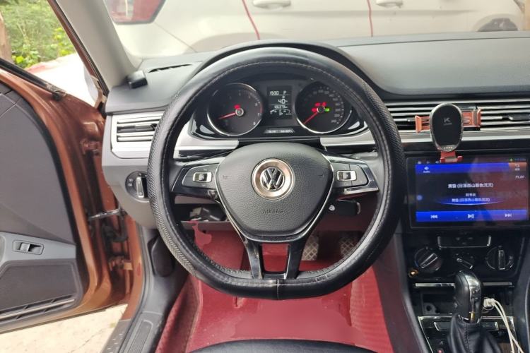 Used Volkswagen Bora 2018 1.5L Automatic Comfort Model Steering Wheel