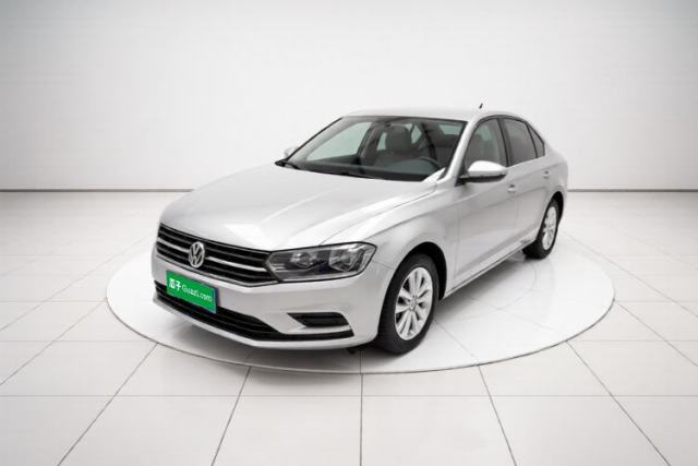 Ojetý Volkswagen Bora 2018 1.5L Manual Fashion Model
