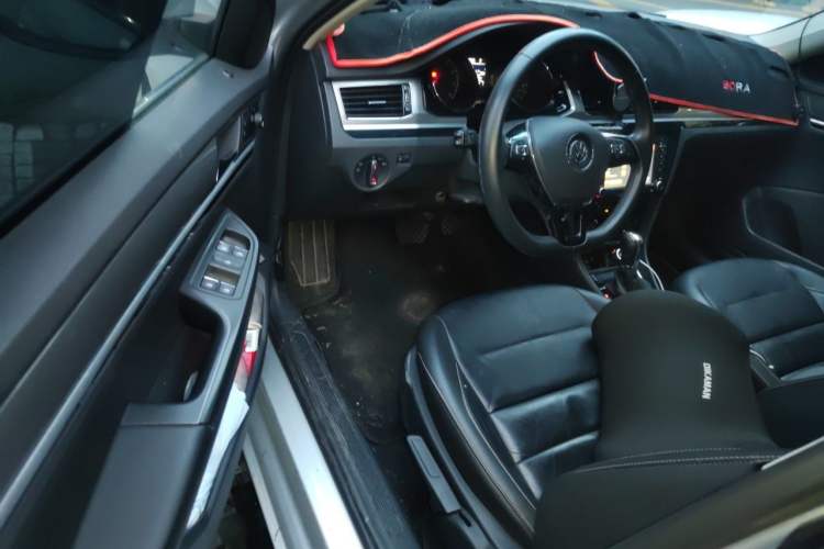 Used Volkswagen Bora 2018 1.5L Automatic Comfort Model Driver Seat