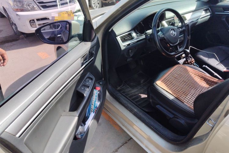 Used Volkswagen Bora 2018 1.5L Automatic Comfort Model Driver Seat