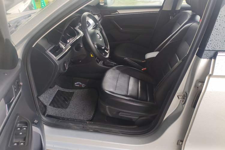 Used Volkswagen Bora 2018 1.5L Automatic Comfort Model Driver Seat