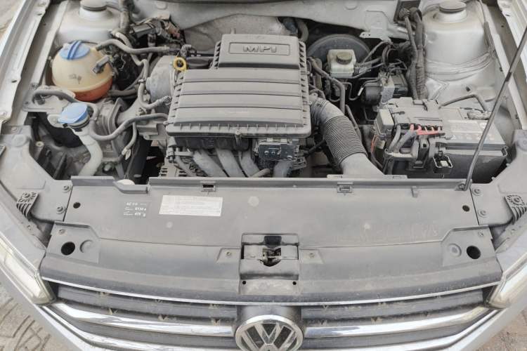 Used Volkswagen Bora 2018 1.5L Manual Fashion Model Engine Bay