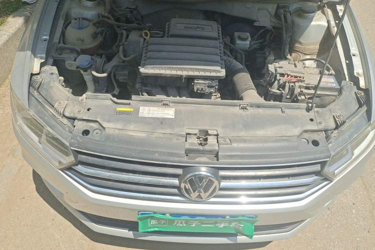 Used Volkswagen Bora 2018 1.5L Manual Fashion Model Engine Bay