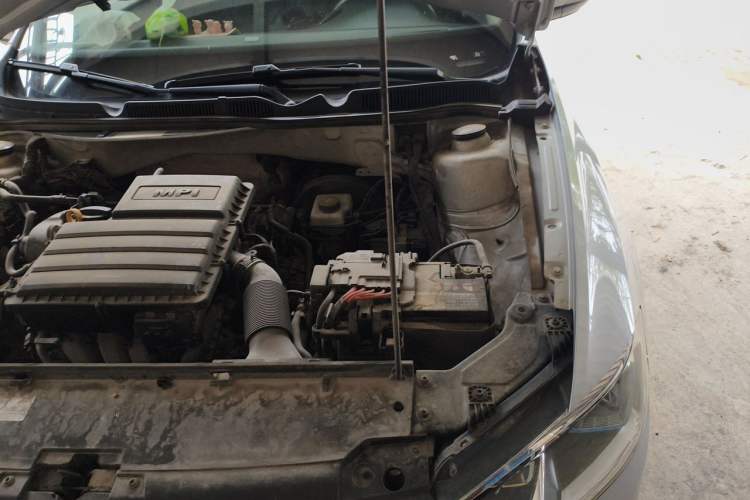 Used Volkswagen Bora 2018 1.5L Manual Fashion Model Engine Bay Left
