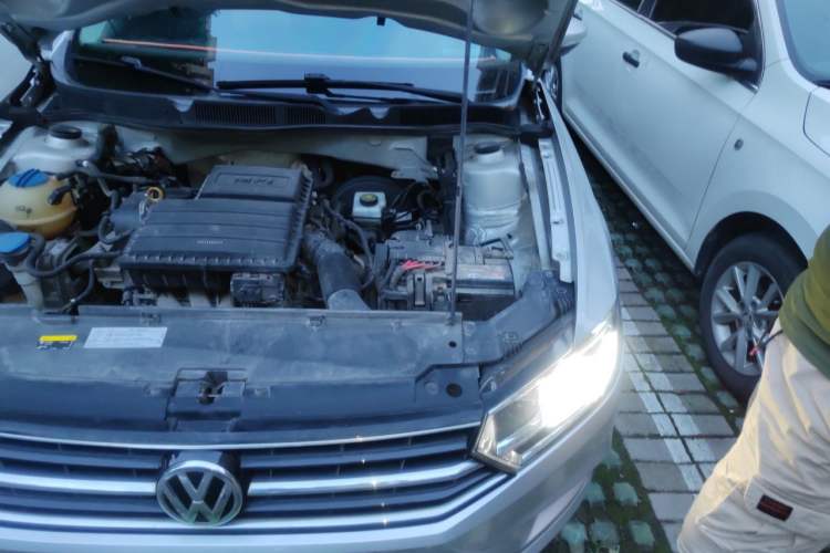 Used Volkswagen Bora 2018 1.5L Automatic Comfort Model Engine Bay Left