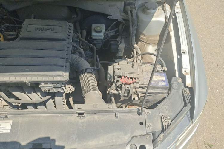 Used Volkswagen Bora 2018 1.5L Manual Fashion Model Engine Bay Left