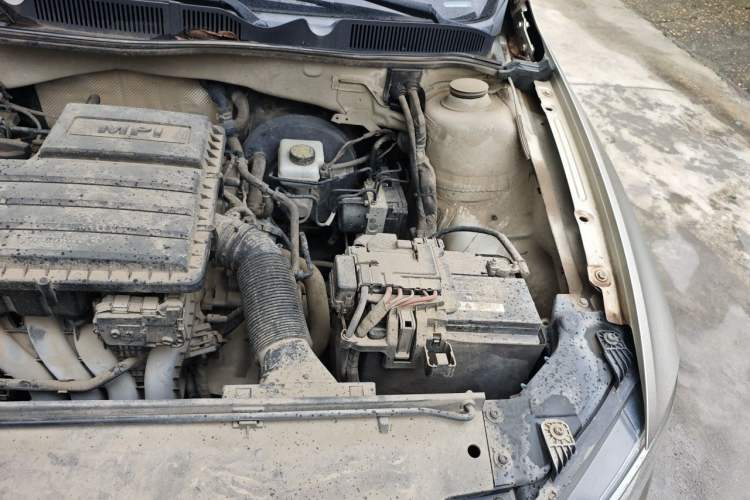 Used Volkswagen Bora 2018 1.5L Manual Comfort Model Engine Bay Left