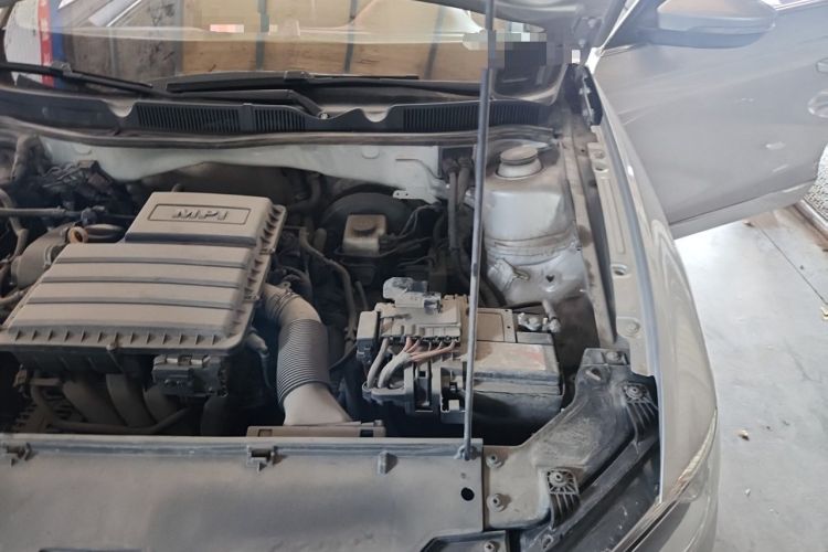 Used Volkswagen Bora 2018 1.5L Automatic Comfort Model Engine Bay Left