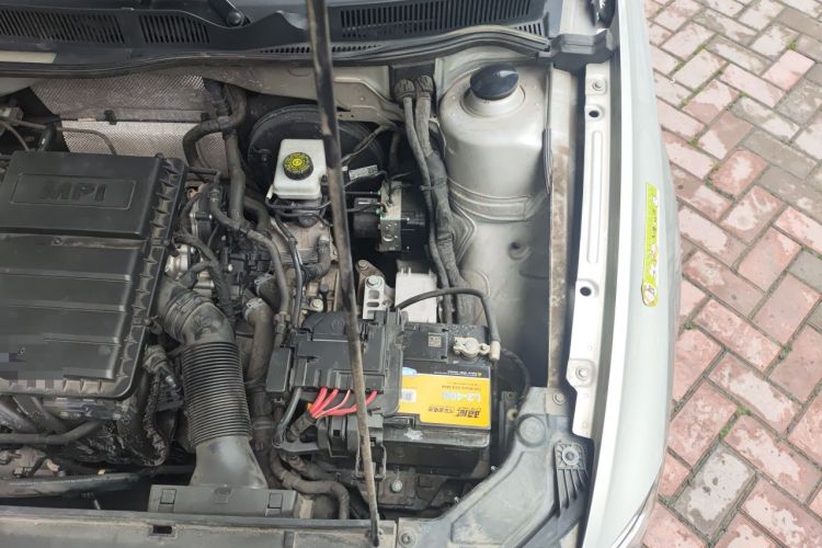 Used Volkswagen Bora 2018 1.5L Automatic Comfort Model Engine Bay Left