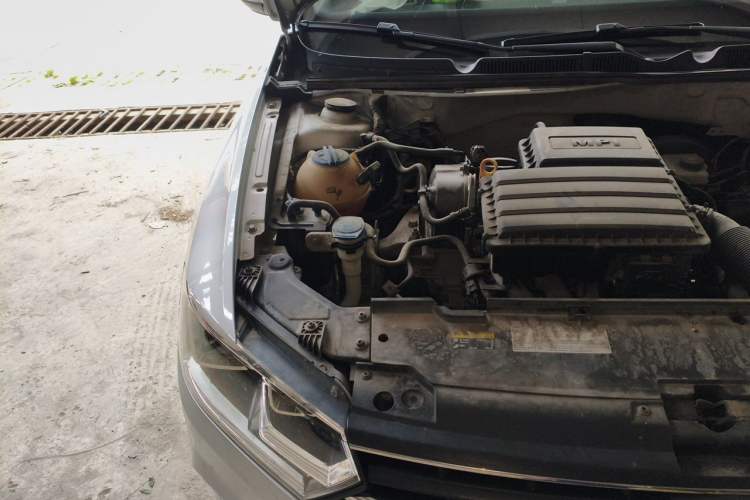 Used Volkswagen Bora 2018 1.5L Manual Fashion Model Engine Bay Right