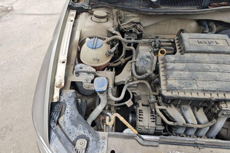 Used Volkswagen Bora 2018 1.5L Manual Comfort Model Engine Bay Right