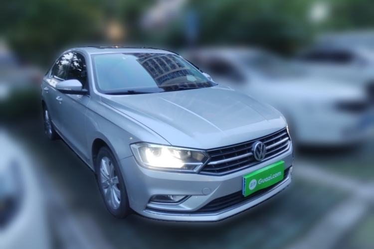 Used Volkswagen Bora 2018 1.5L Automatic Comfort Model Front Right 45 Deg