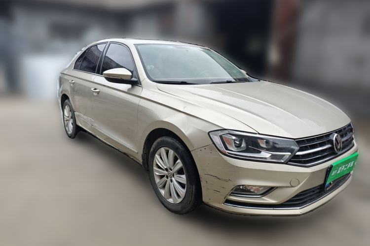 Used Volkswagen Bora 2018 1.5L Manual Comfort Model Front Right 45 Deg