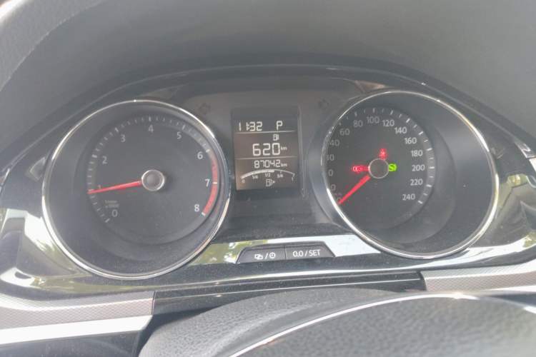 Used Volkswagen Bora 2018 1.5L Automatic Comfort Model Instrument Cluster