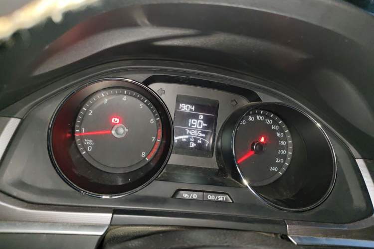 Used Volkswagen Bora 2018 1.5L Manual Fashion Model Instrument Cluster