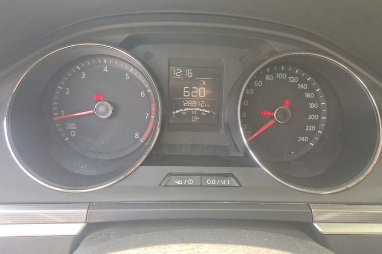 Used Volkswagen Bora 2018 1.5L Manual Fashion Model Odometer Close Up