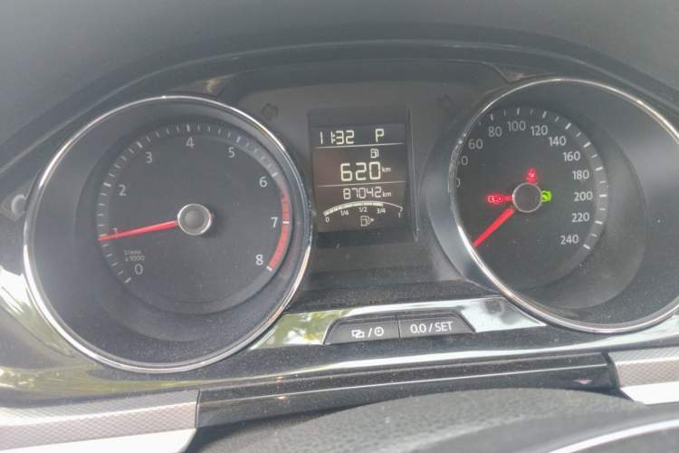 Used Volkswagen Bora 2018 1.5L Automatic Comfort Model Odometer Close Up