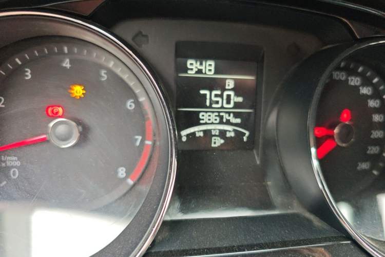 Used Volkswagen Bora 2018 1.5L Manual Comfort Model Odometer Close Up