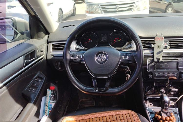 Used Volkswagen Bora 2018 1.5L Automatic Comfort Model Steering Wheel