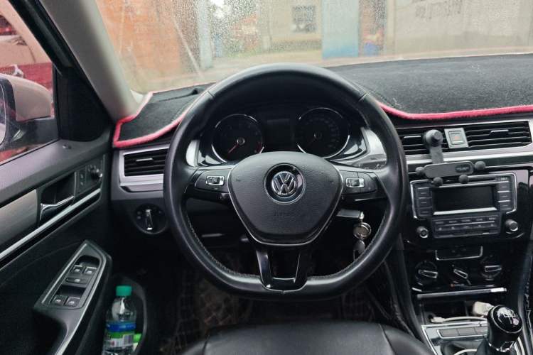 Used Volkswagen Bora 2018 1.5L Manual Comfort Model Steering Wheel