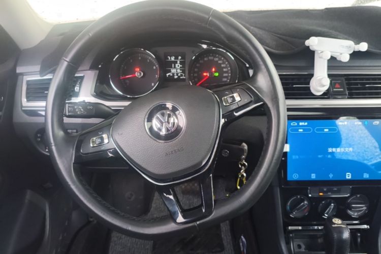 Used Volkswagen Bora 2018 1.5L Automatic Comfort Model Steering Wheel