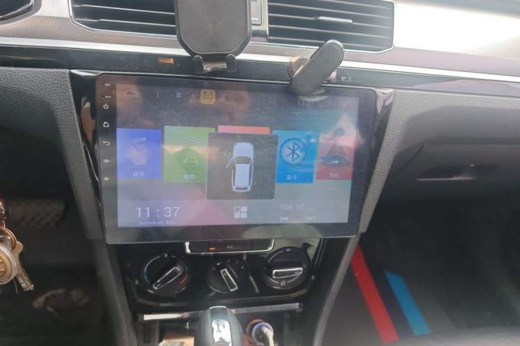 Used Volkswagen Bora 2018 1.5L Automatic Comfort Model Audio And AC Panel