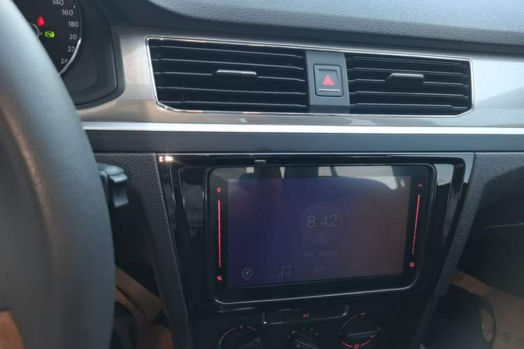 Used Volkswagen Bora 2018 1.5L Automatic Fashion Model Audio And AC Panel