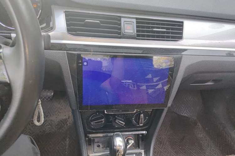 Used Volkswagen Bora 2018 1.5L Automatic Comfort Model Audio And AC Panel