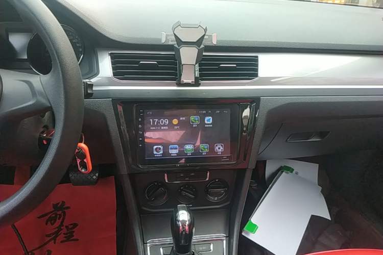 Used Volkswagen Bora 2018 1.5L Automatic Fashion Model Audio And AC Panel