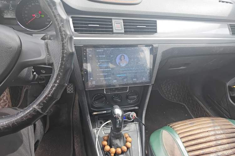 Used Volkswagen Bora 2018 1.5L Automatic Fashion Model Audio And AC Panel