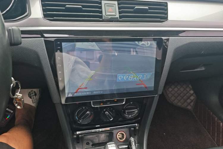 Used Volkswagen Bora 2018 230TSI DSG Comfort Model Audio And AC Panel