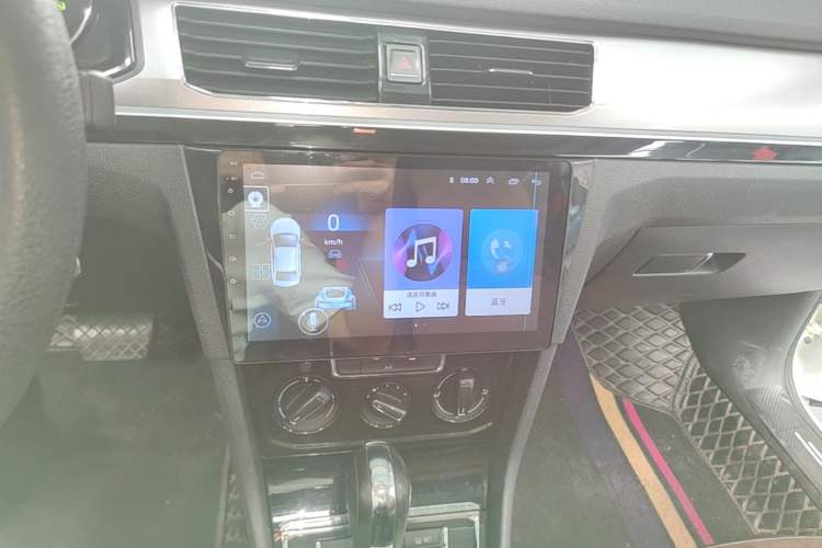 Used Volkswagen Bora 2018 1.5L Automatic Comfort Model Audio And AC Panel