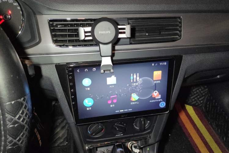 Used Volkswagen Bora 2018 1.5L Automatic Fashion Model Audio And AC Panel