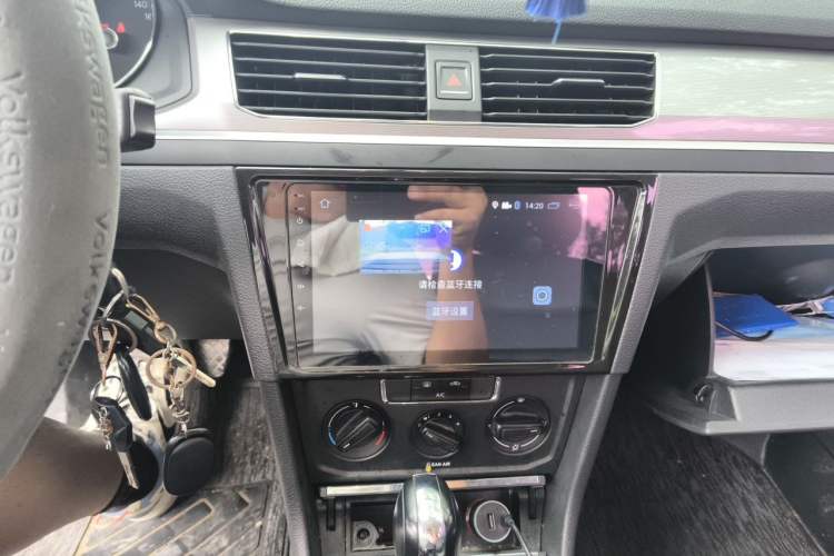 Used Volkswagen Bora 2018 1.5L Automatic Fashion Model Audio And AC Panel