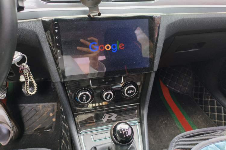 Used Volkswagen Bora 2018 1.5L Manual Fashion Model Audio And AC Panel