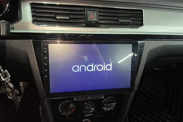 Used Volkswagen Bora 2018 1.5L Automatic Comfort Model Audio And AC Panel