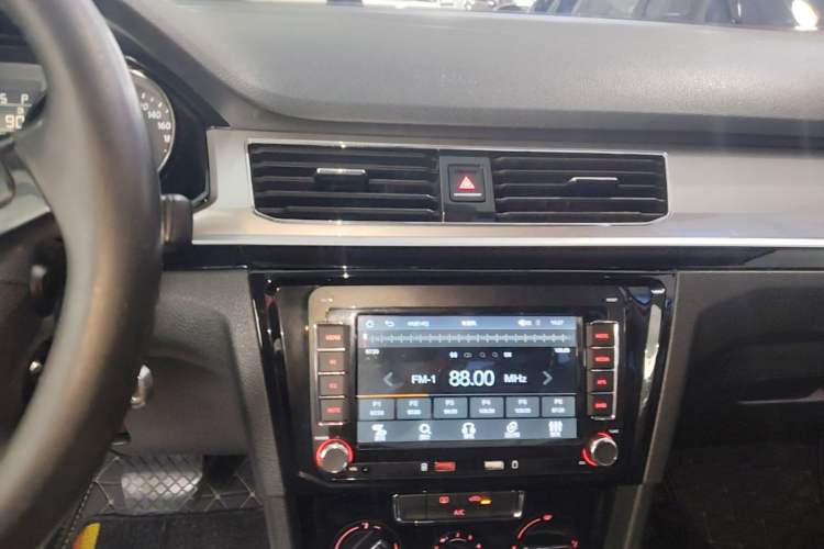 Used Volkswagen Bora 2018 1.5L Automatic Comfort Model Audio And AC Panel
