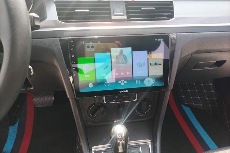 Used Volkswagen Bora 2018 1.5L Automatic Fashion Model Audio And AC Panel