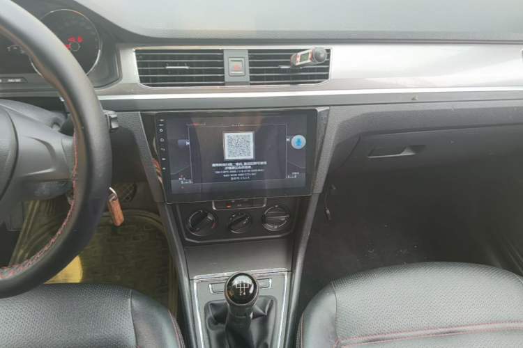 Used Volkswagen Bora 2018 1.5L Manual Fashion Model Audio And AC Panel