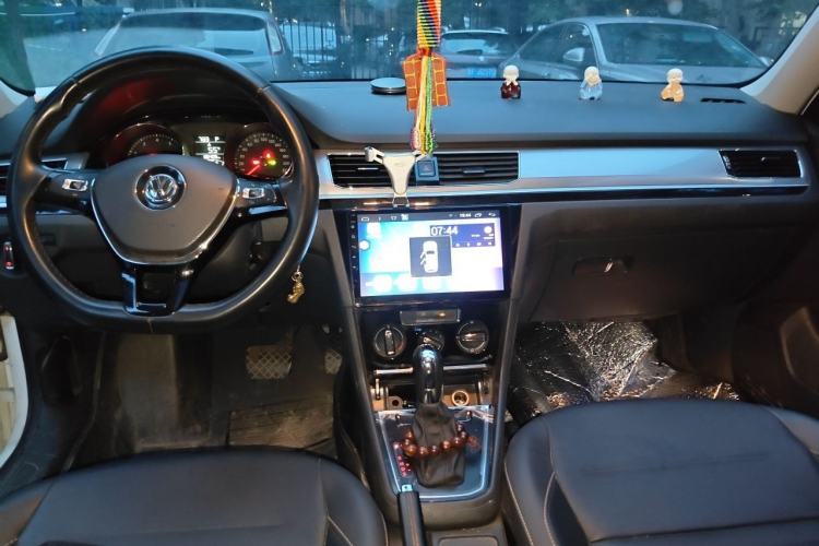 Used Volkswagen Bora 2018 230TSI DSG Comfort Model Center Console